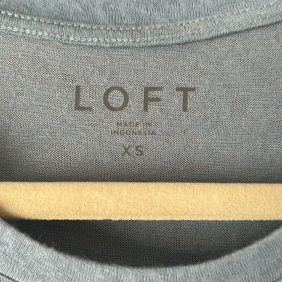 Loft long sleeved size small - Picture 2 of 3